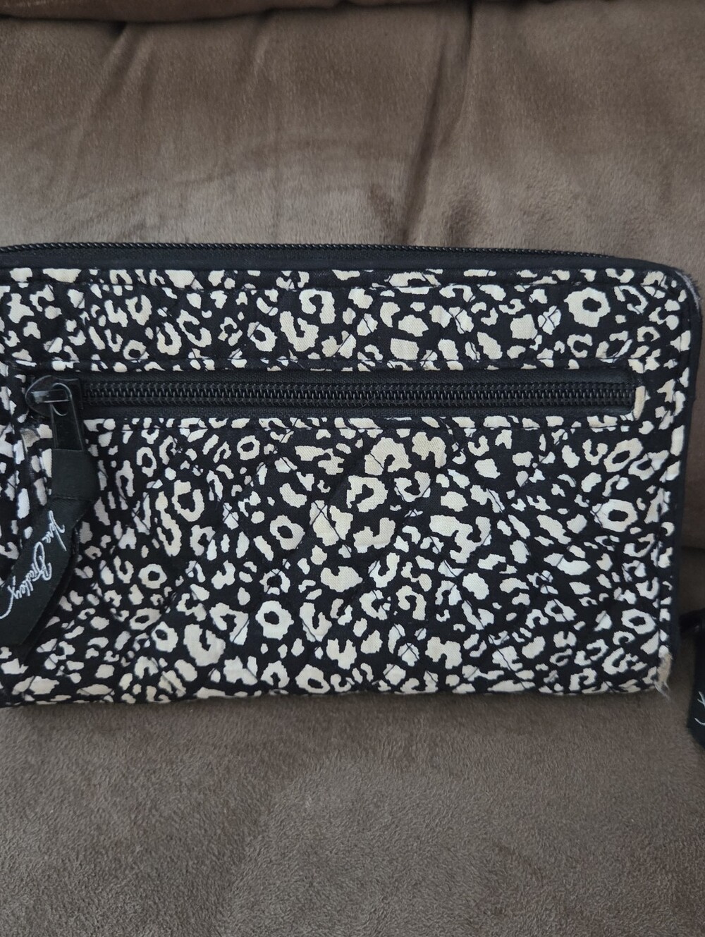 Vera Bradley Black & White Leopard-Print Turn-Lock Wallet - Picture 3 of 7